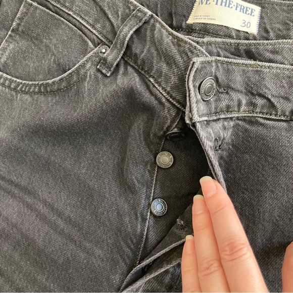 NWT Free People jeans crossroads blackout mid rise straight button fly - Picture 5 of 14